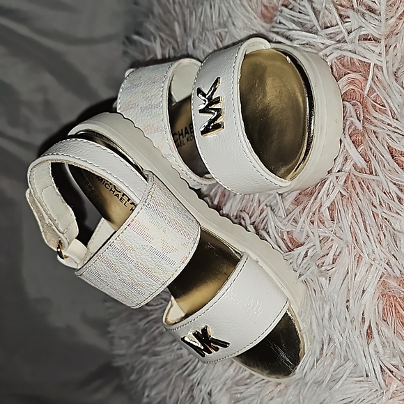 Michael Kors Toddler Sandals - Picture 7 of 8